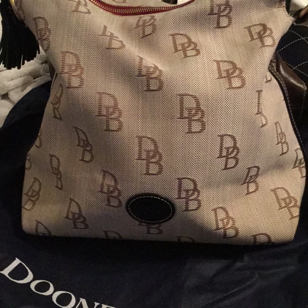 Handbag - Picture 1 of 8